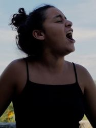 Sous le Silence gronde le monde